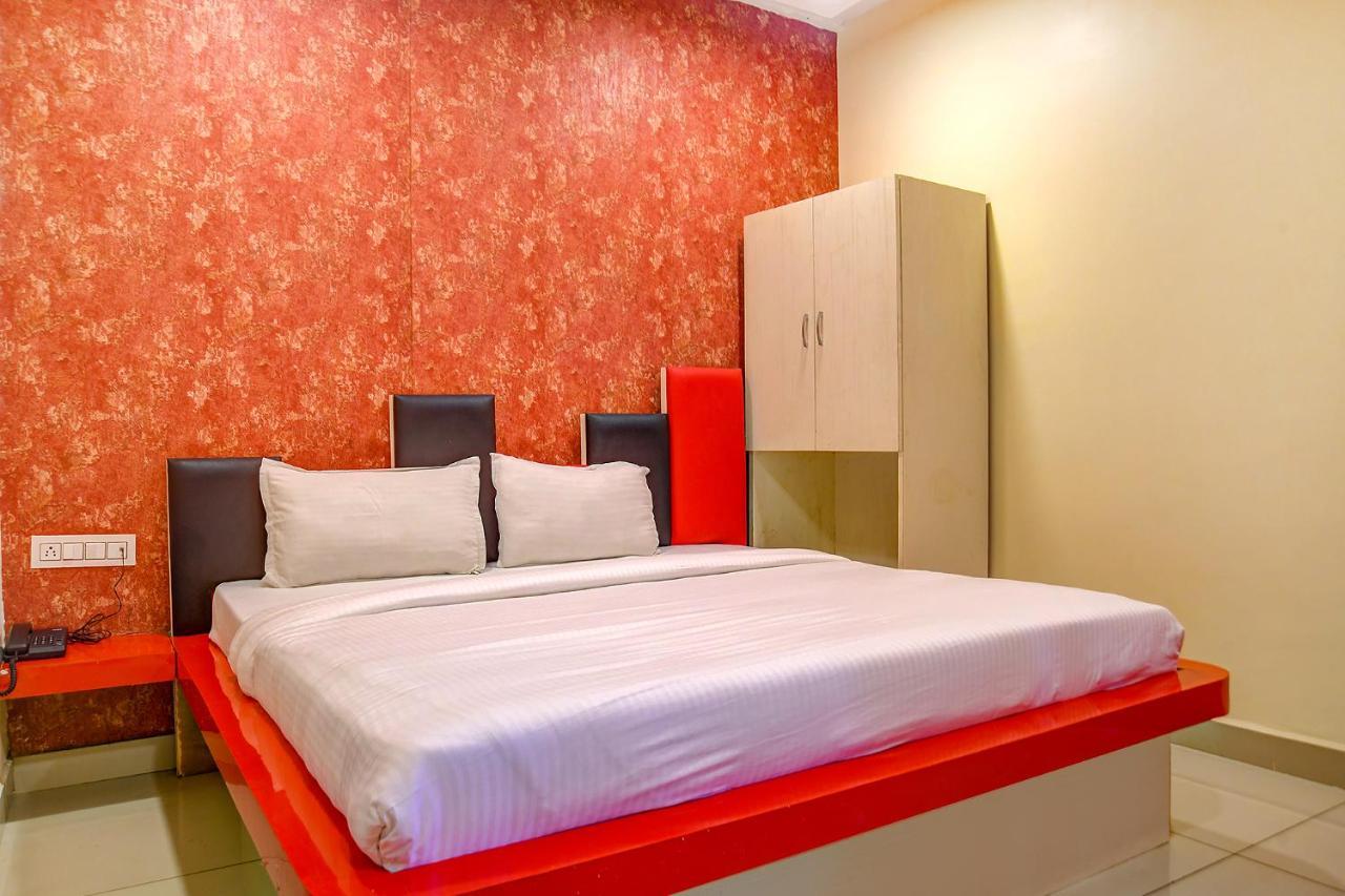Fabhotel Rajat Crown Bhopal Bagian luar foto